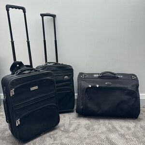 Samsonite Black Luggage Travel Bag